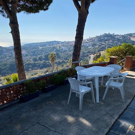 Villa Catalina - Vistamar Sant Cebrià de Vallalta Eksteriør billede